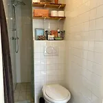 Surfers Paradise Tiny House *