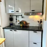 Surfers Paradise Tiny House