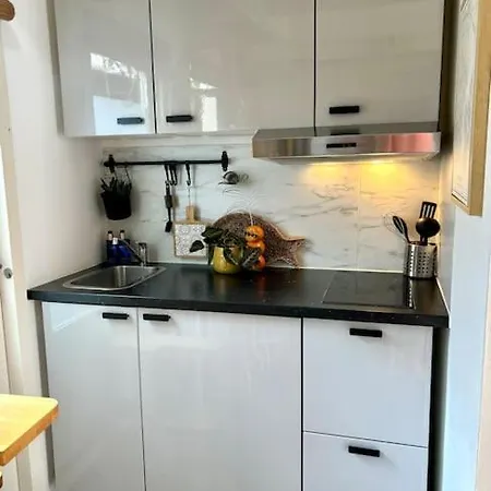 Surfers Paradise Tiny House