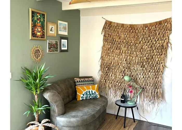 Surfers Paradise Tiny House Апартаменты *