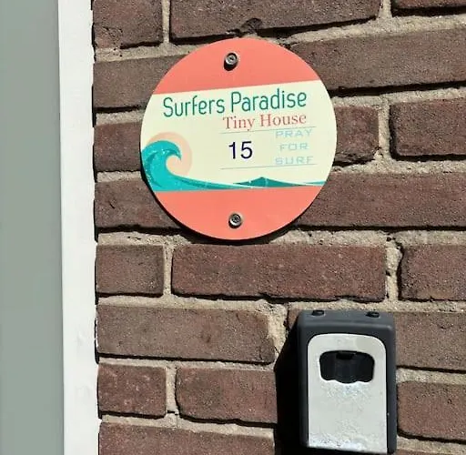 Surfers Paradise Tiny House